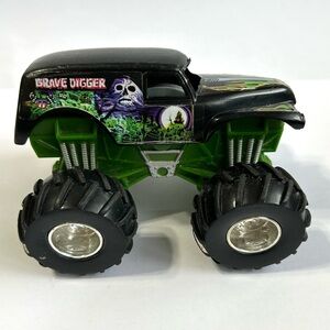 4/$20 Grave Digger Monster Jam Truck Push and Go Vintage 2001 *FLAW